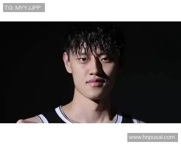 曾凡博加盟篮网传闻引发关注工作室回应暂无详细进展